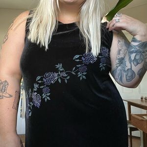 90s black velvet dress w/ rose pattern